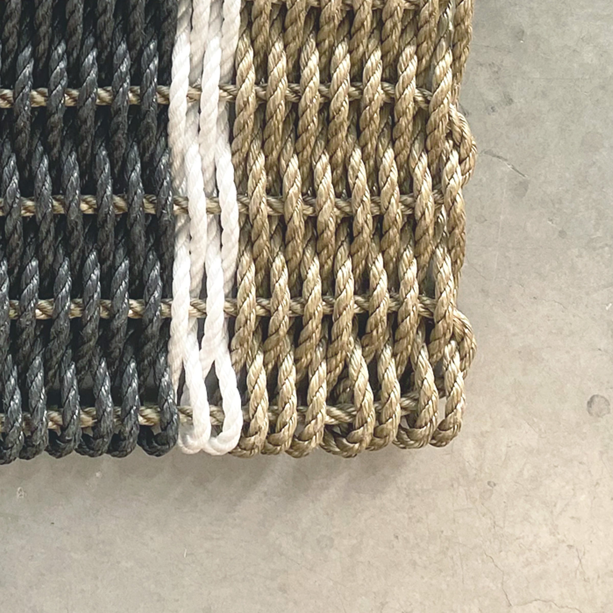 Classic - Seaweed White Black Combo